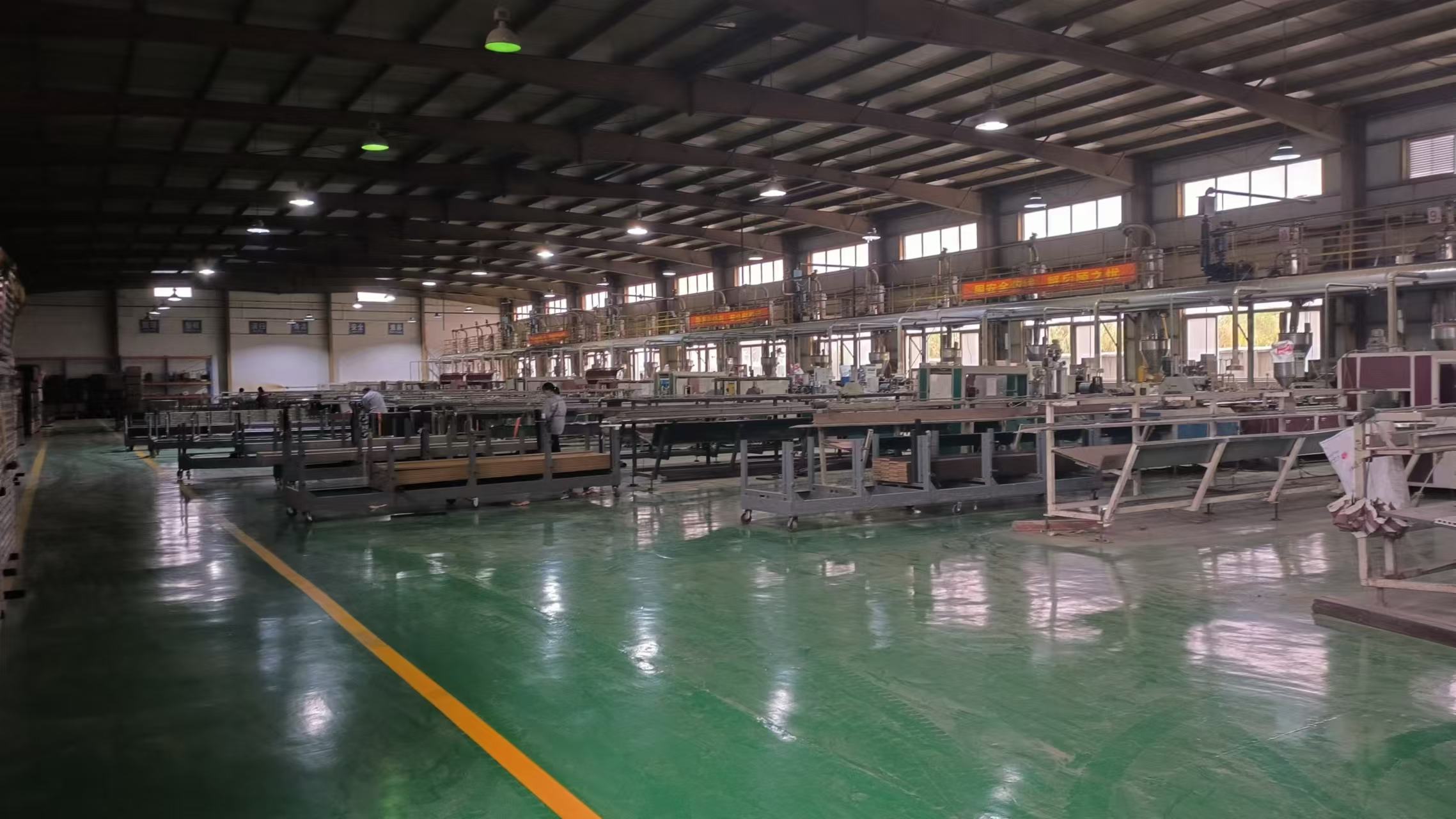 Flexible stone production line inside the JMS Decor factory