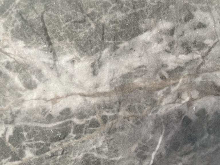 Flexible Marble Panels vs. Porcelain Slabs: Realism & Cost Showdown